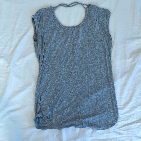 Grey t-shirt, crossed back - Size Small - Picture 2 of 2